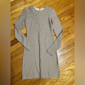 Kimberly Ovitz Women’s Nude Color Wool Blend Bodycon Long Sleeve Size 6 USA